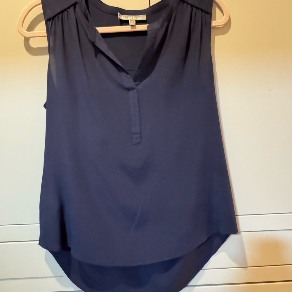 Daniel Rainn Blue Sleeveless Blouse V-Neck
